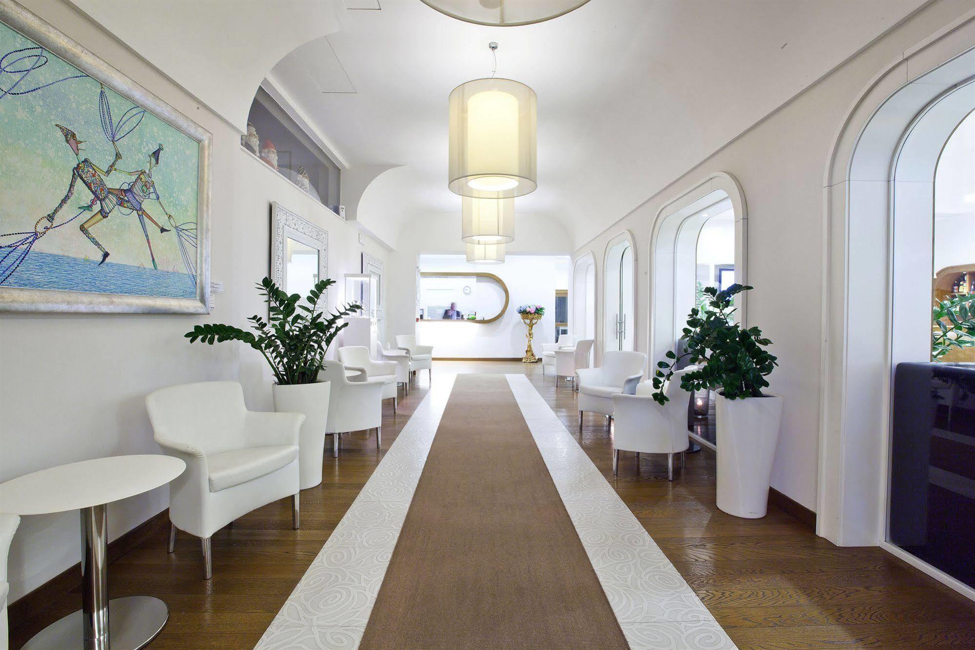 Hotel Plaza Сорренто Екстер'єр фото