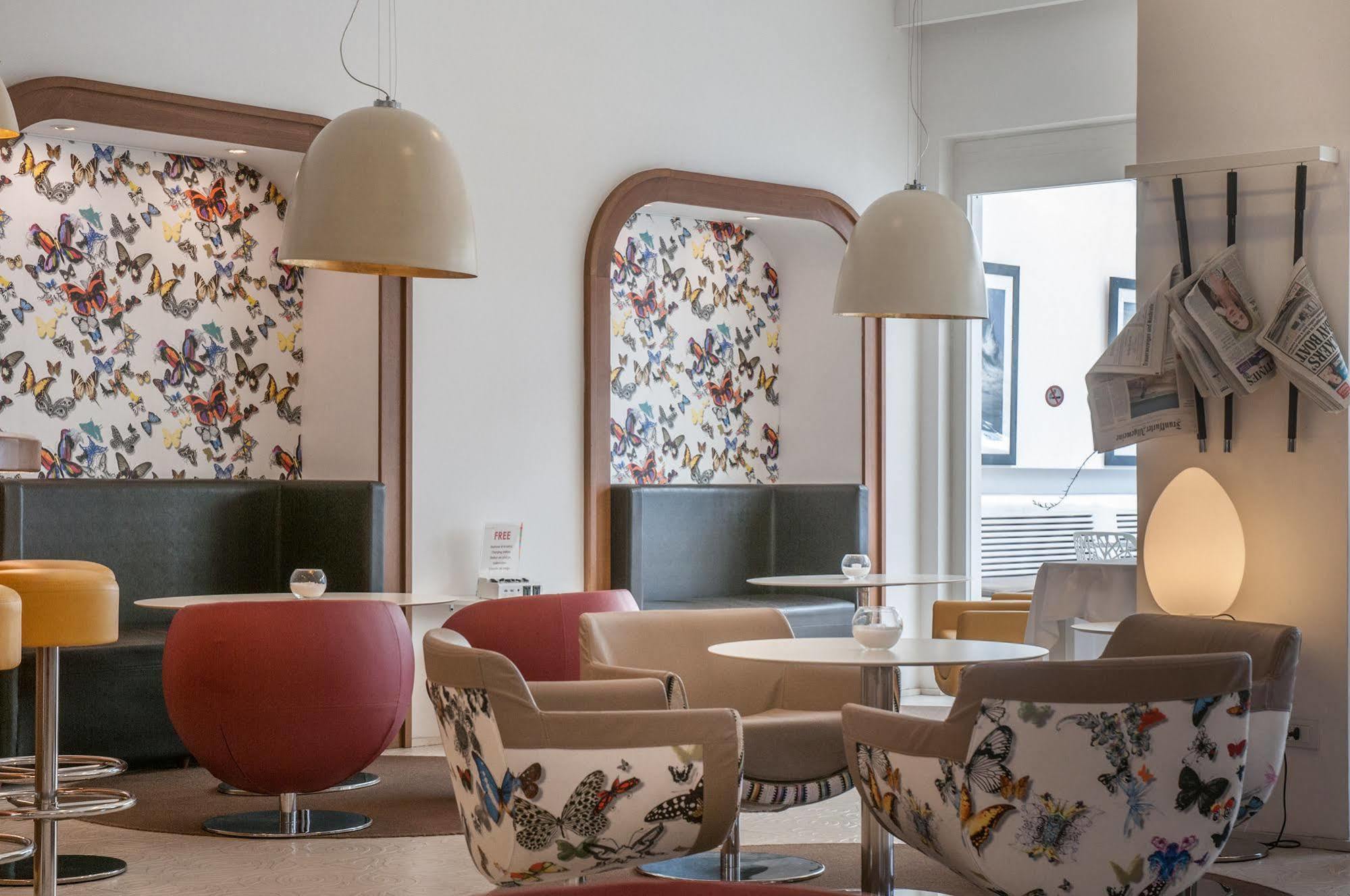 Hotel Plaza Сорренто Екстер'єр фото